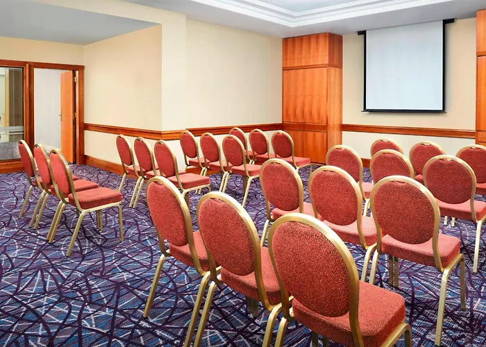 Sheraton Skyline Hotel London Heathrow